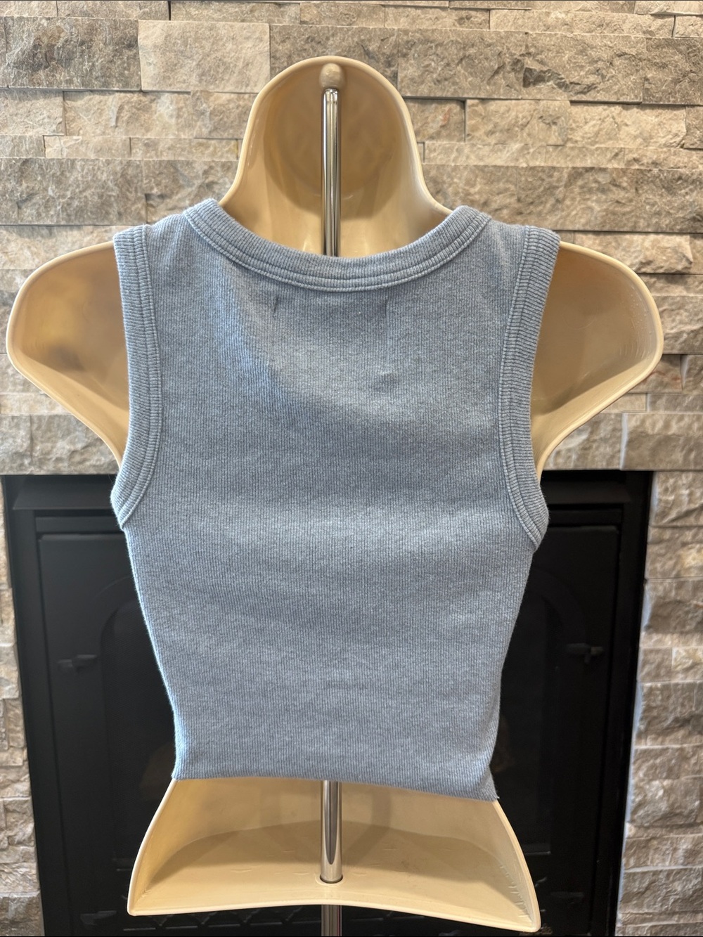 PacSun Light Blue Ribbed Cropped Tank with Land Rover Logo - Picture 2 of 3